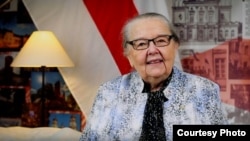 Старшыня Рады БНР Івонка Сурвіла, архіўнае фота