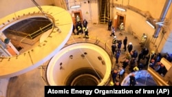 مذاکرات برای احیای برجام و مهار برنامه هسته‌ای ایران تابستان گذشته بدون نتیجه به پایان رسید.