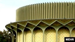 ساختمان تئاتر شهر، تهران