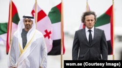 Мухаммад ибн Заид Аль Нахайян и Ираклий Кобахидзе в тбилисском аэропорту