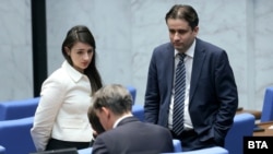 Депутатите от ПП-ДБ Лена Бориславова и Божидар Божанов