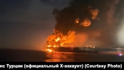 Qara deñizde Kairos tankerinde yanğın, 2025 senesi noyabrniñ 28-i