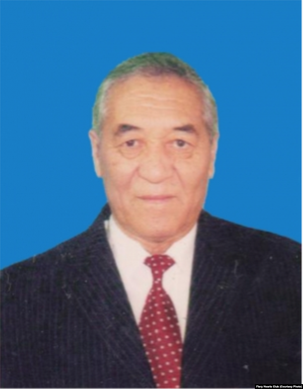 75-летний правозащитник Турабой Джурабоев в 2013 году был приговорен к пяти годам тюрьмы. Прежде чем попасть под амнистию, он подвергался в заключении пыткам. 