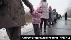 Обнять и спасти: казанцы взялись за руки ради сохранения Гавриловской рощи 