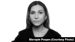 Вікторія Рощина є авторкою серії репортажів для Радіо Свобода, співпрацювала в 2022 році з Радіо Свобода як фрілансерка