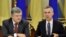 Петр Порошенко и Йенс Столтенберг в Киеве, 10 июля