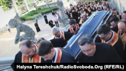 Прощання з Любомиром Гузарем у Львові
