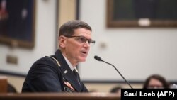 ژنرال وتل می‌گوید اگر برجام وجود نداشته باشد ما باید راه دیگری برای برخورد با برنامه هسته‌ای ایران پيدا کنيم.