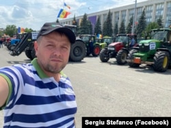 Sergiu Stefanco, la unul dintre protestele organizate de Asociația „Forța Fermierilor” la Guvern, iunie 2023.