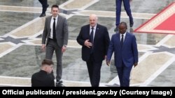 Аляксандар Лукашэнка з прэзыдэнтам Гвінэі-Бісаў Умару Сісоку Эмбало, 7 траўня 2025 году 