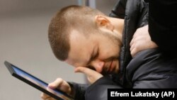 یکی از بستگان یکی از خدمه پرواز ۷۵۲