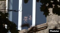 Объявившие голодовку студенты в одной из аудиторий ЕГУ, Ереван, 14 ноября 2017 г.