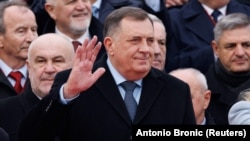 Milorad Dodik, who has openly sought secession for Bosnia's Serbs, last month criticized the arrival of German troops as part of the European Union's peacekeeping and security mission in to the Balkan state. (file photo)