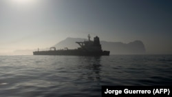 4 липня влада Гібралтару, заморської території Великої Британії, затримала іранський танкер Grace 1, заявивши, що він везе нафту на завод у Сирію в порушення міжнародних санкцій