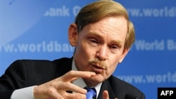 رابرت زلیک، رئیس بانک جهانی.