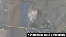Нафтобаза Росрезерва біля села Кар'єрне прихована на карті Яндекса. Скріншот супутникової картки Яндекс