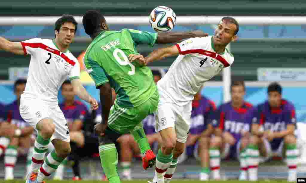 Бозии байни тимҳои Эрону Нигерия дар Ҷоми ҷаҳонӣ дар Бразилия бо ҳисоби 0:0 анҷом ёфт. Ду тим дар тӯли 90 дақиқа амалан ягон ҳамлаи хотирмон доир накарданд.