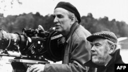 اينگمار برگمان، فيلمساز و کارگردان برجسته تئاتر و يکی از تأثير گذارترين هنرمندان سده بيستم ميلادی ، در سن ۸۹ سالگی درگذشت.