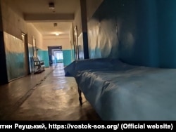 Лікарня у місті Гірське Попаснянського району Луганської області, березень 2020 року