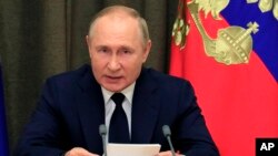 Ռուսաստանի նախագահ Վլադիմիր Պուտինը ելույթ է ունենում պաշտպանական խնդիրներին նվիրված հանդիպման ժամանակ, Սոչի, 1-ը նոյեմբերի, 2021թ․