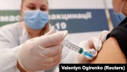 Киевдеги вакцина борбору. 27-октябрь, 2021-жыл. 