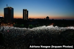 Protest al românilor din diaspora împotriva guvernării PSD, în Piața Victoriei, vineri, 10 august 2018.