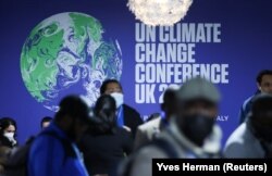 Конференция COVID-19 пандемиясынын курмандыктарын эскерүү менен башталды.