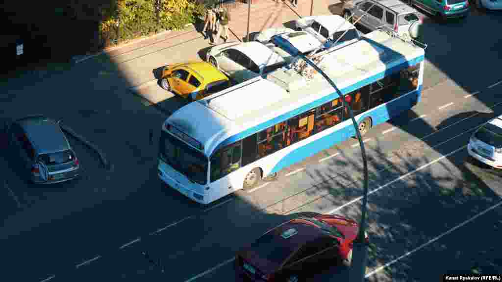 Бишкектеги троллейбустар.