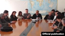 Armenia - Raffi Hovannisian (C) and senior members of his Zharangutyun party discuss upcoming parliamentary elections, 18Mar2012.