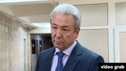 Адахан Мадумаров.