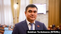 Айбек Осмонов.