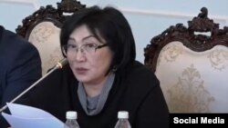 Чолпон Жакупова.