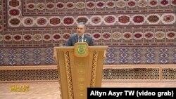 Гурбангулы Бердымухамедов на заседании Халк Маслахаты. 11 февраля 2022 года