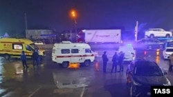 На месте нападения на полицейских под Дербентом. 30 ноября 2025 г.