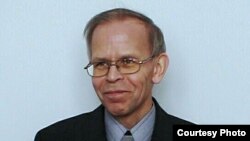 Шамил Ихсанов: «Азатлык» миңа татар дөньясы, мәдәнияте белән кушылып яшәргә мөмкинлек бирә.
