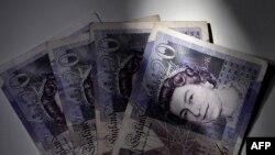 Улуу Британиянын улуттук валютасы – фунт стерлинг.