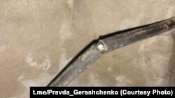 Поврежденный кабель мобильной связи