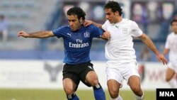 تيم ملی فوتبال ايران، دوشنبه هشت ژانویه، در يک مسابقه دوستانه با تيم فوتبال هامبورگ آلمان با نتيجه دو بر يک شکست خورد.