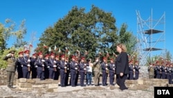 Наталия Киселова присъства на тържествена литургия в църквата "Св. 40 мъченици" във Велико Търново, 22 септември 2025 г.