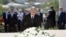 Владимир Путин готовится возложить цветы к могиле Ислама Каримова