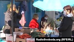 Ринок в окупованому Донецьку