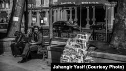 Пока к акции идет подготовка, Тбилиси полнится слухами: местные СМИ смакуют любую информацию или компромат на лидеров оппозиции