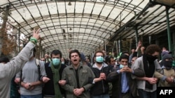 یکی از تجمع های اعتراضی در دانشگاه تهران در سال گذشته