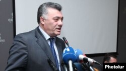 Руководитель фракции «Наследие» Рубен Акопян