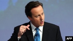 از ديويد کامرون با عنوان يکی از بخت های اصلی برای جانشينی گوردون براون به عنوان نخست وزير بريتانيا ياد می شود.