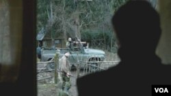 На днях в сухумской прессе появился о фильме весьма отрицательный отзыв на абхазском языке журналиста Отара Лакрба, и, в основном восторженные, о «Мандаринах» на одном из российских сайтов