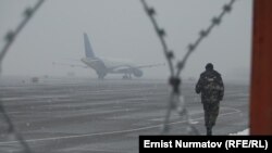 Ош эл аралык аэропорту. Архивдик сүрөт.