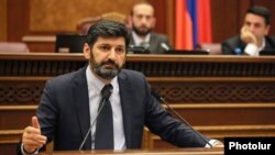 Член Конституционного суда Ваге Григорян