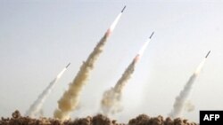 نيروی دريايی ايران روز سه شنبه انواع موشکهای ساحل به دريا ، سطح به سطح ، دريا به هوا را تجربه کرد