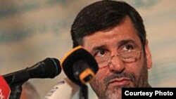 صفار هرندی اقدامات وزارتخانه متبوعش را در طول عمر سه ساله دولت نهم بی نظير خواند.